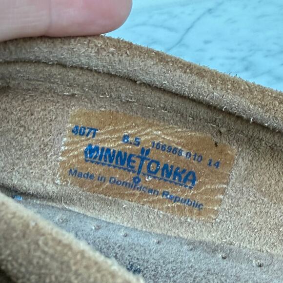 Minnetonka 407T Suede Fringe Moccasins Caramel Brown Women’s 8.5 - Picture 11 of 12
